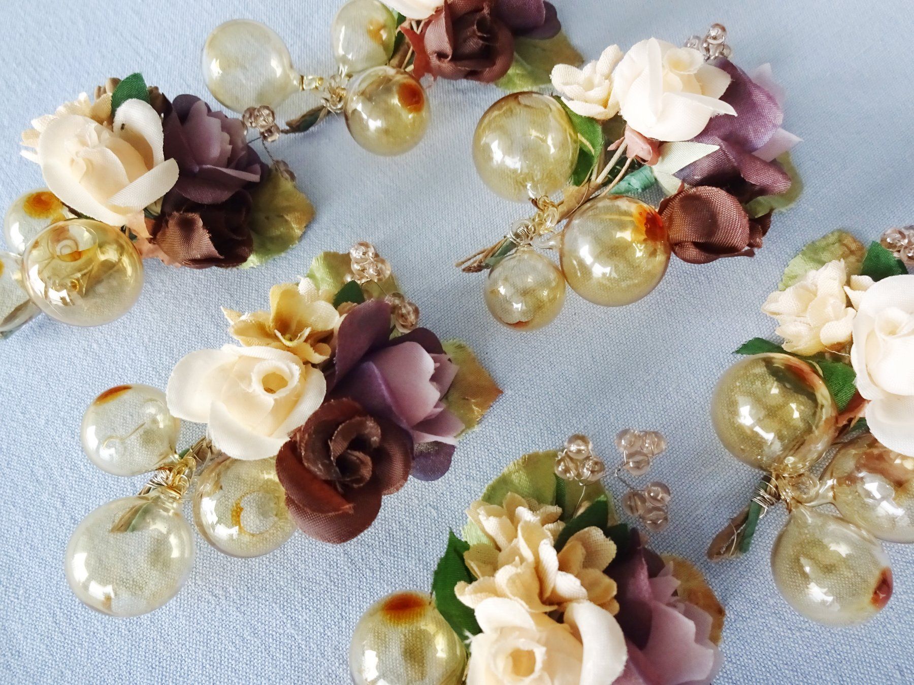 Tutte le decorazioni: 6 Servietten-Dekoblumen – Usato da St.Gallen venduto da Paddington11