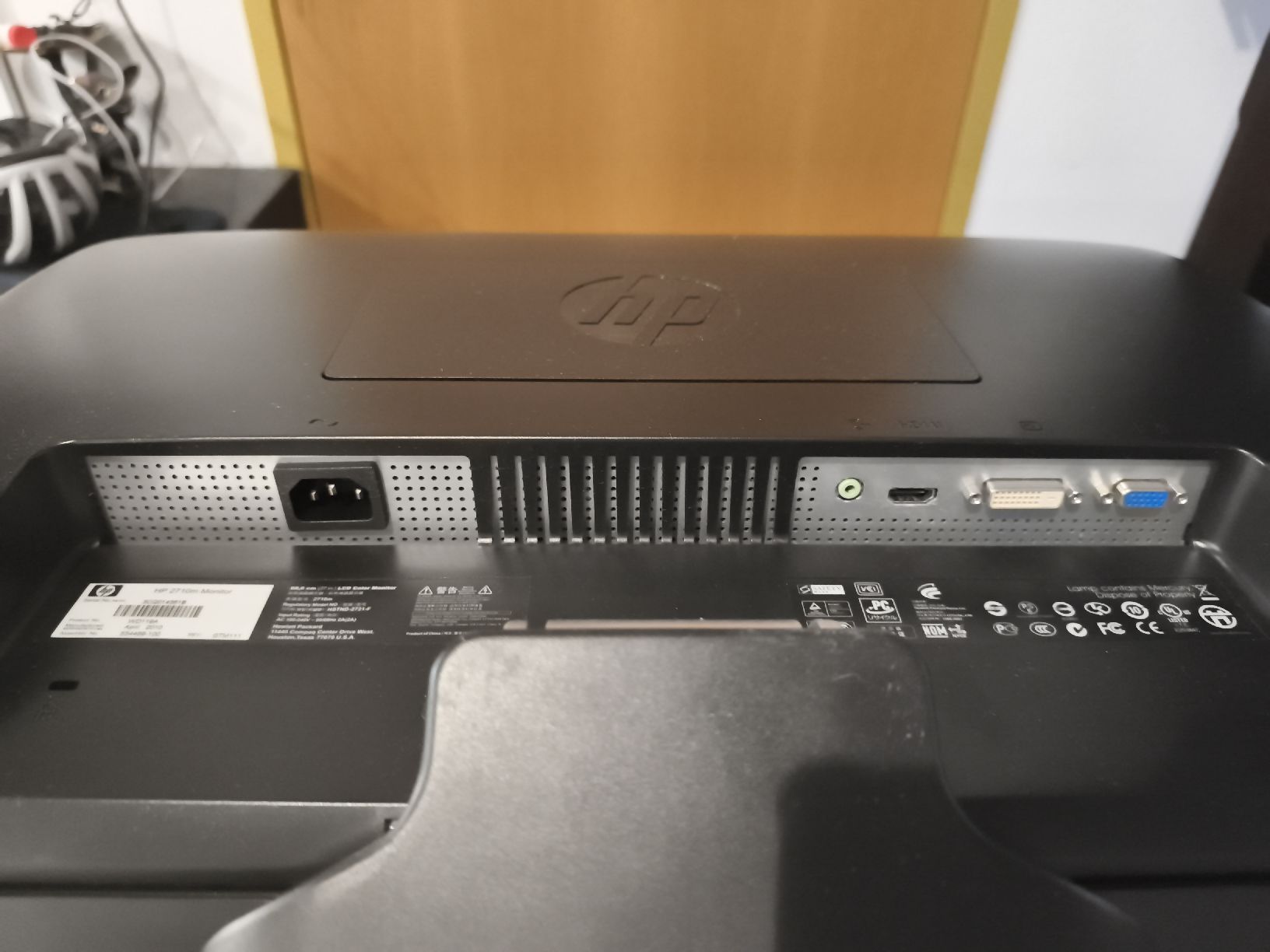 Hewlett Packard Monitore: 27 Zoll HP Bildschirm – Gebraucht aus Zürich von watchshot 4