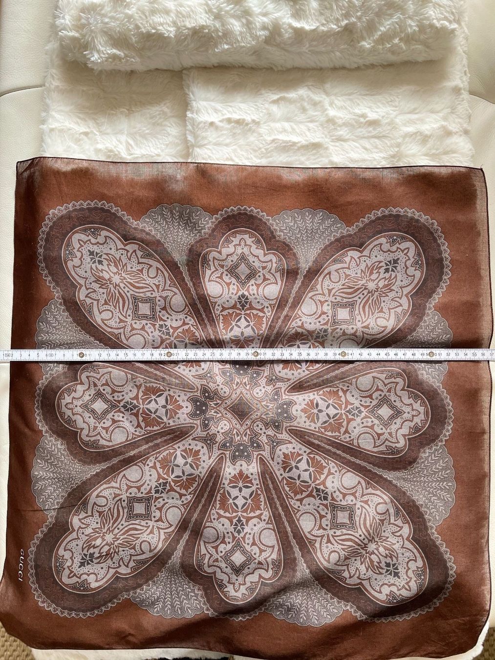 Gucci Foulards & écharpes: Gucci – Neuf (Voir description) à Pully par Kalissa 1