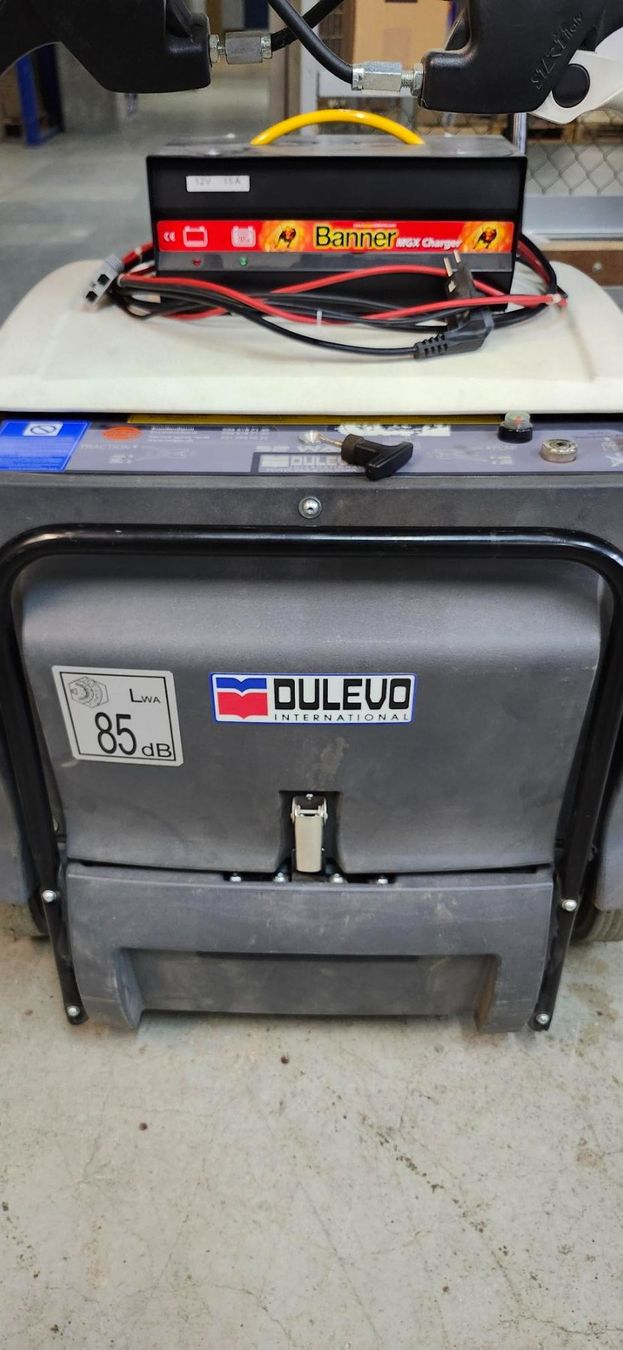 Tutte le macchine: Dulevo 52 EH Kehrmaschine Putzmaschine Wischmaschine – Usato da Muntelier venduto da Moeffe6 3