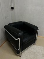 LC2 Sessel Le Corbusier Imitat Leder schwarz gebraucht