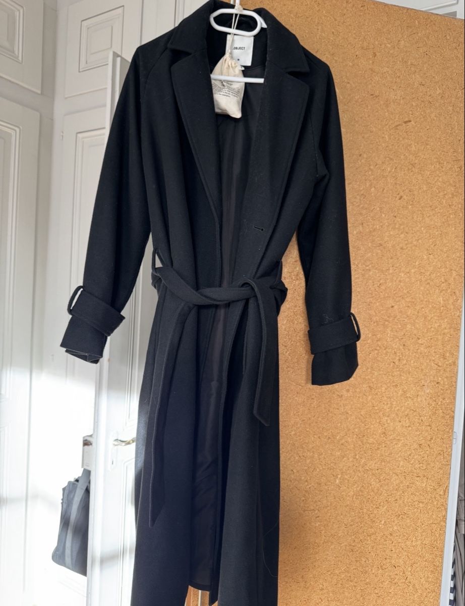 Manteaux: BLACK BELTED COAT – Neuf (Voir description) à Bern par FashionK92 1
