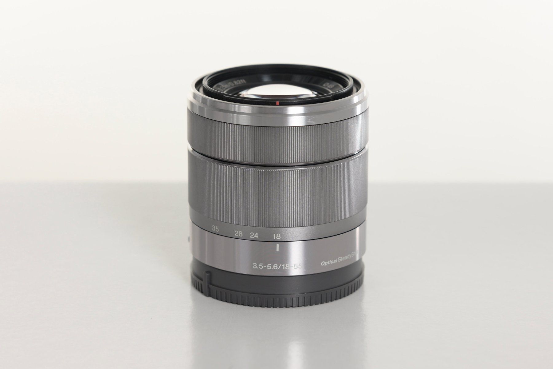 Sony Obiettivi: Sony E 18-55mm 3.5-5.6 OSS silver – Usato da Wädenswil venduto da tevyag 1