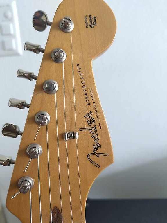 Strumenti musicali: Fender Stratocaster + Marshall DSL40 – Usato da Sursee venduto da fabian_boesiger 3