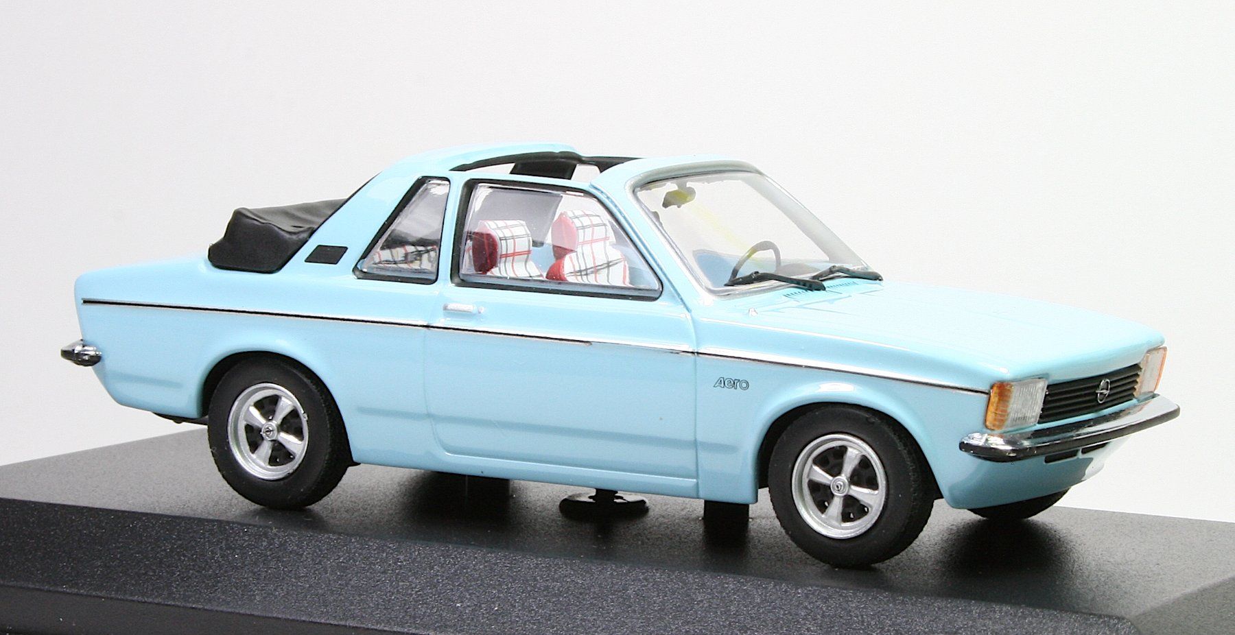 Minichamps Modellini d'auto: Opel Kadett C Aero – Nuovo e nell'imballaggio originale da Elsau venduto da Peekay8 6