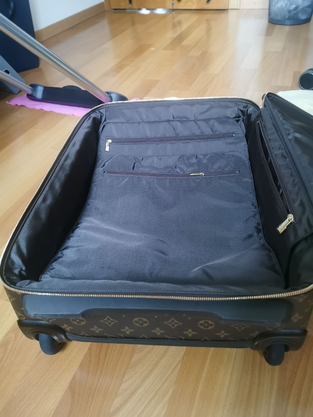 Louis Vuitton Valigie: Louis Vuitton Koffer - Pegase 55 - Modell M23294 – Nuovo (secondo la descrizione) da Diepoldsau venduto da Weeny 4