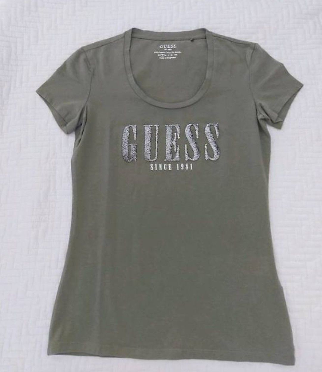 Guess T-Shirts: Guess T.Shirt  – Neu (gemäss Beschreibung) aus Zürich von Babadermf