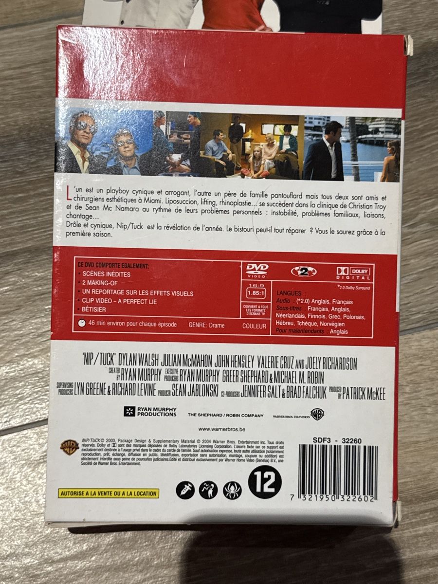 Tutti i DVDs: Coffret DVD Nip/Tuck série complète saisons 1 à 3 – Usato da Miécourt venduto da Dinedine9494 1