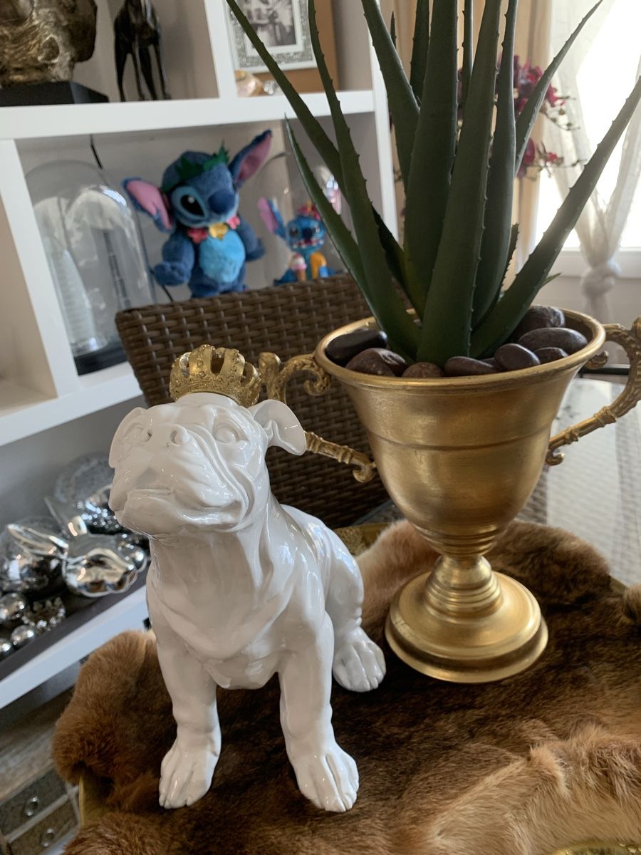 Pfister Alle Dekorationen: Wunderschöne goldene Kronen Decoration. – Neu (gemäss Beschreibung) aus Emmenbrücke von Dior09 8