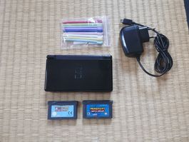 Nintendo DS Lite Set mit Mario Kart & Yoshi's Island