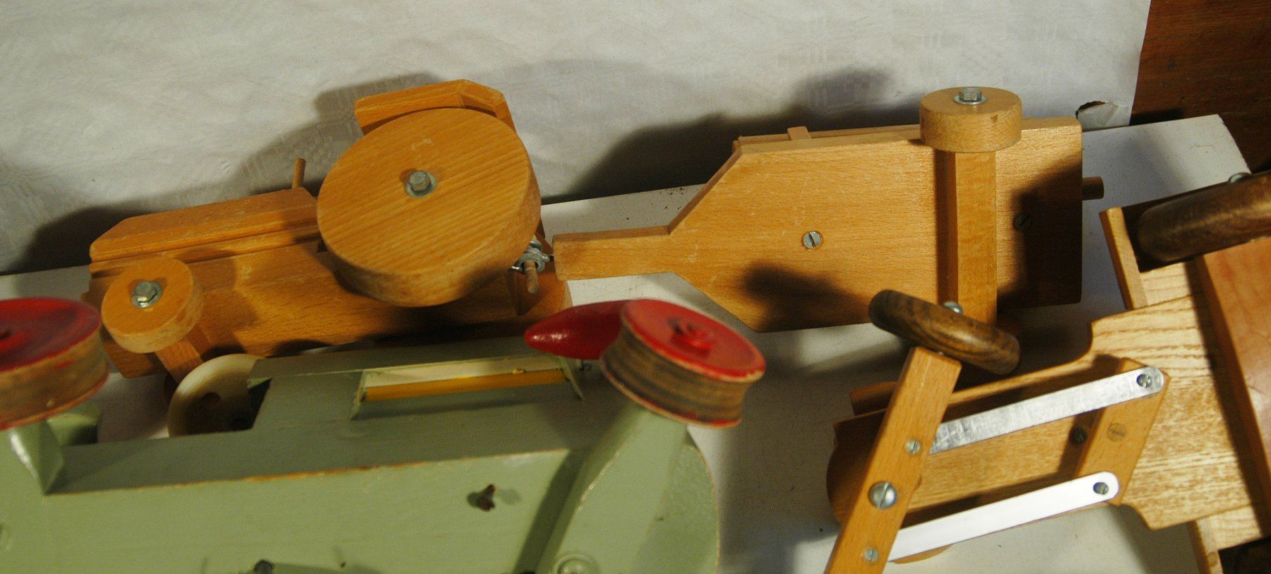 Kit di modellismo & Modellini statici: Holz Spiel Modelltraktoren – Usato da Herisau venduto da Wisen 8