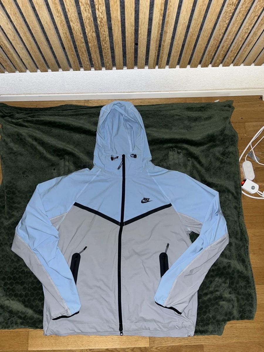 Nike Jacken: Nike windrunner – Gebraucht aus Turgi von ide_9dnd