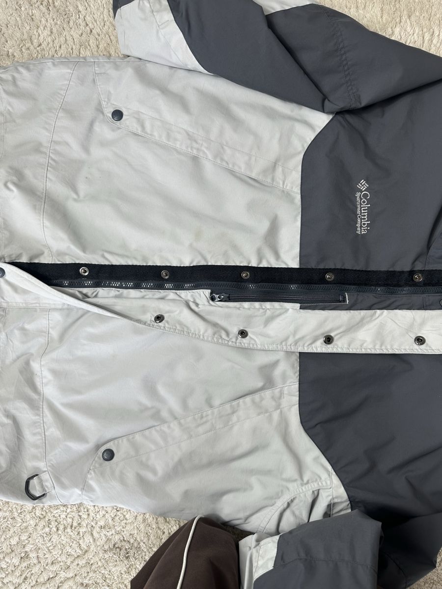 Columbia Giacche: Veste Columbia blouson Imperméable gris clair - Taille XL – Usato da Neuchâtel venduto da aliceguins 5