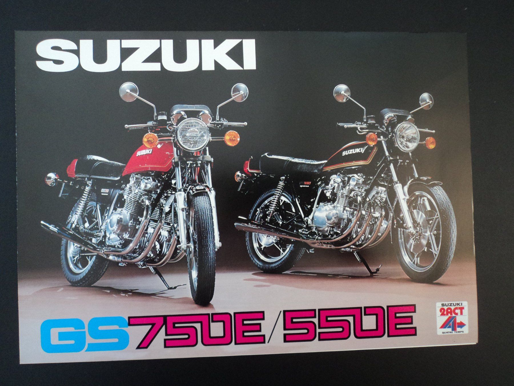 Documenti: Prospekt Suzuki GS750E 550E 1979 – Usato da Schwarzenburg venduto da modelCARama