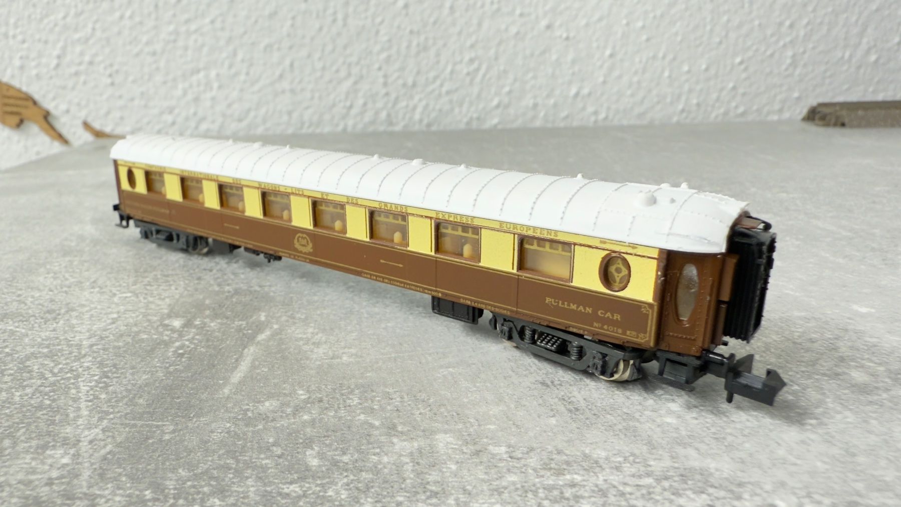 Rivarossi Modellini di ferrovie: Rivarossi Europeen Express Pullman Car Spur N – Usato da Schlieren venduto da rat_lq6b 2