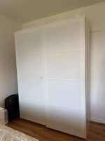 Ikea Pax Schrank mit Schiebetüren