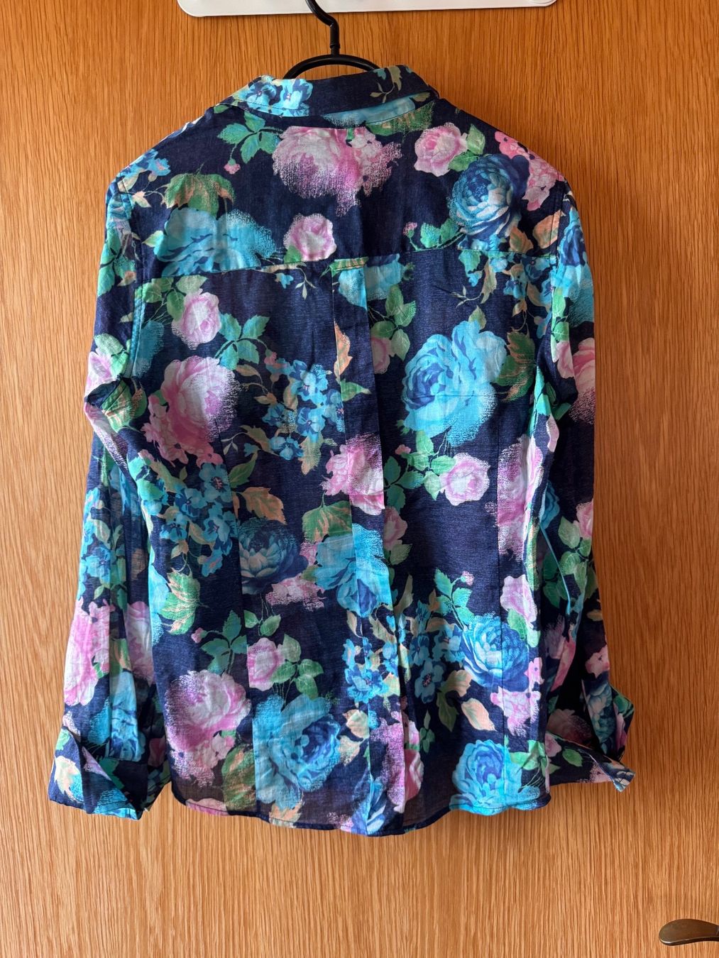 Camicette: Wunderschöne Bluse von Milano Italy Gr. 38 – Usato da Grosswangen venduto da second_hand_dress 4