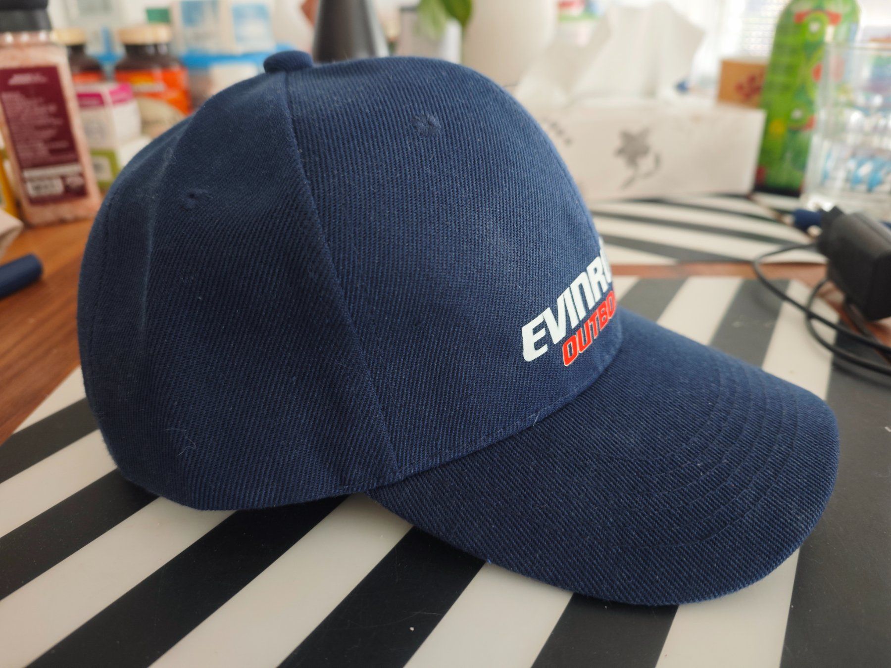 Chapeaux, bonnets & casquettes: EVINRUDE Outboards Basecap Hut Kappe dunkelblau – Neuf (Voir description) à Zetzwil par bugkeeper 1