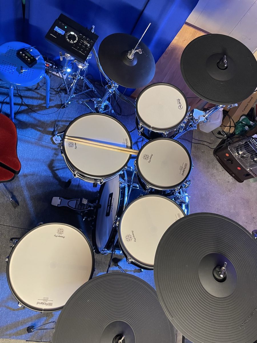 Strumenti musicali: Zu verkaufen E Drums – Usato da Chézard St-Martin venduto da Pops13 4