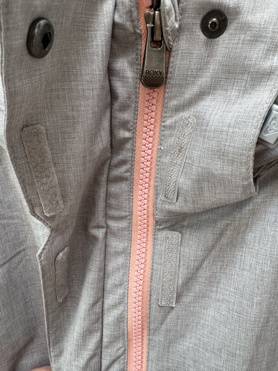 Roxy Giacche: Roxy Skijacke grau mit Kapuze, Grösse L – Usato da Winkel venduto da Schorley 3