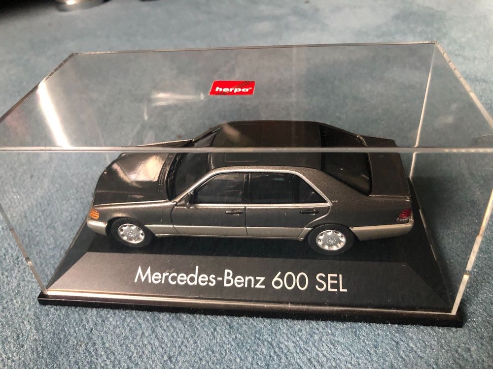 Shop für gebrauchte Modellautos - Mercedes-Benz 600 SEL 1:43 beryll