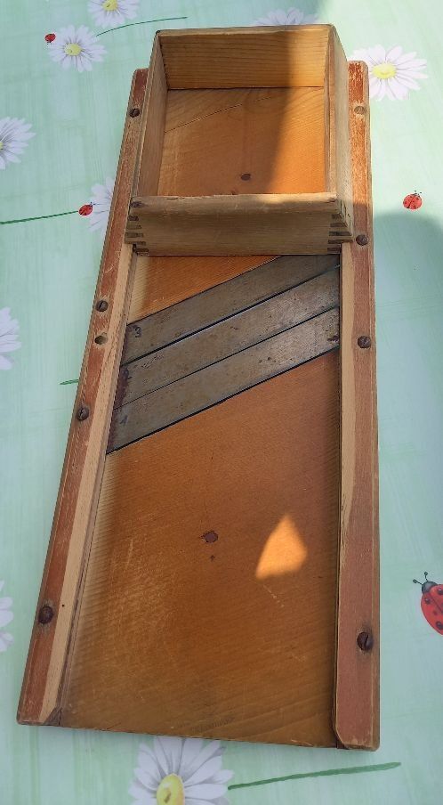 Küchengeräte: Hobel für Gemüse – Gebraucht aus Ziegelbrücke von Mysecret