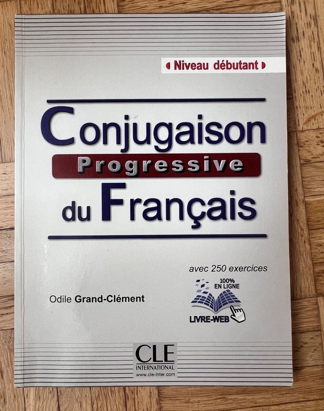 Bücher: Conjugaison Progressive du Français (Débutant) – Gebraucht aus Neuchatel von jaz_77ly