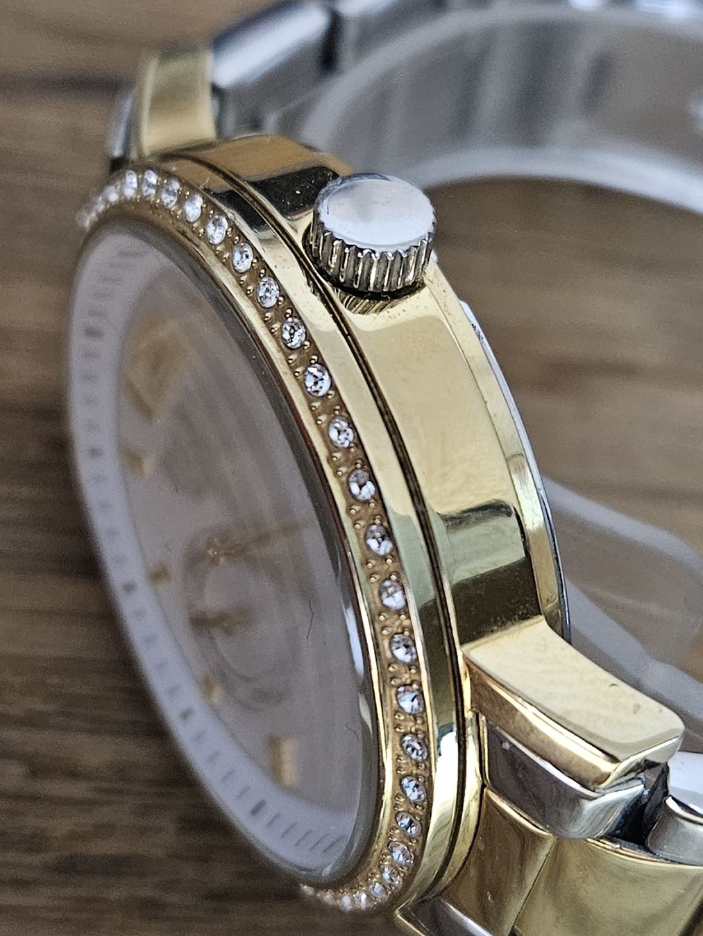 Versace Uhren: Versus Versace Uhr 37mm mit Box  – Gebraucht aus Flamatt von pie_f9zm 4