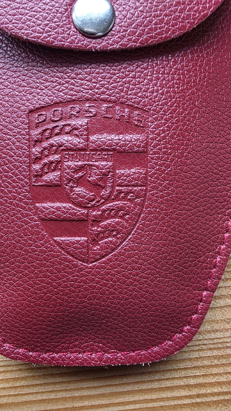 Porsche Borse: Gürteltasche von Porsche – Usato da Dübendorf venduto da Jolenia 3