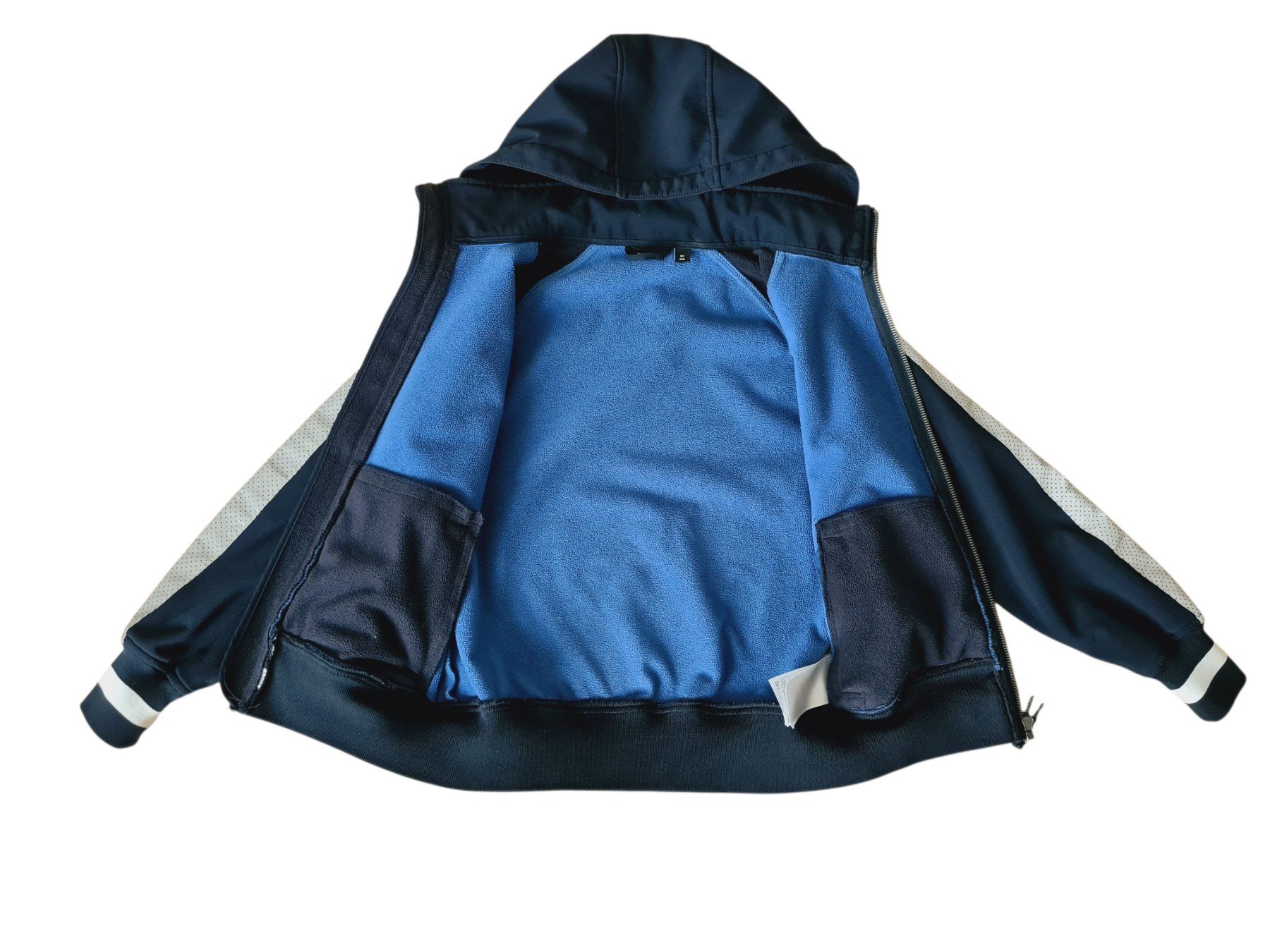 Name It Vestes & Manteaux: Softshell Jacke Gr. 134 von Name IT Playtech – D'occasion à Widnau par KleineHonigblume 1