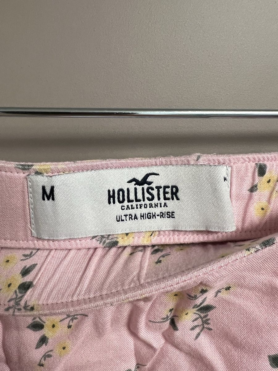 Hollister Jupes: Pink Hollister mini skirt – Neuf (Voir description) à Prangins par ale_f88f 2