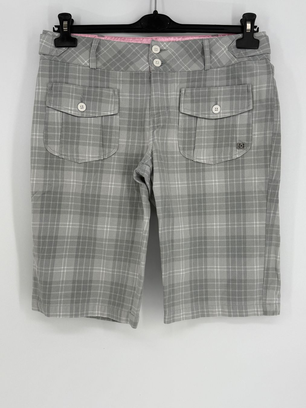 Pantaloni: DC Bermudas/ Shorts Gr. 38 ( Gr. 29 ) – Usato da Auenstein venduto da moin.