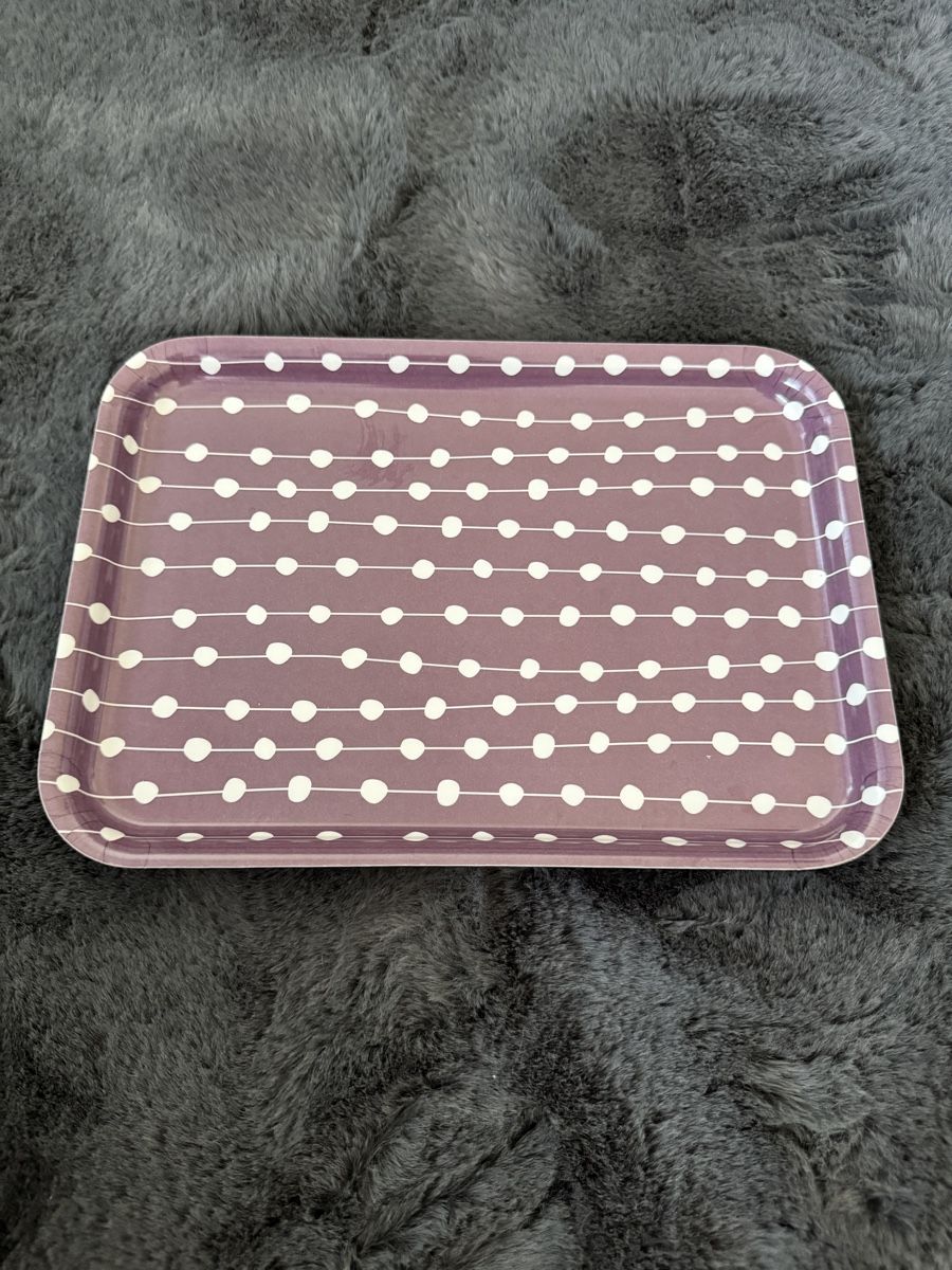 Tablet PC: Serviertablett lila mit Punkten – Gebraucht aus Busswil BE von Reabloom_30