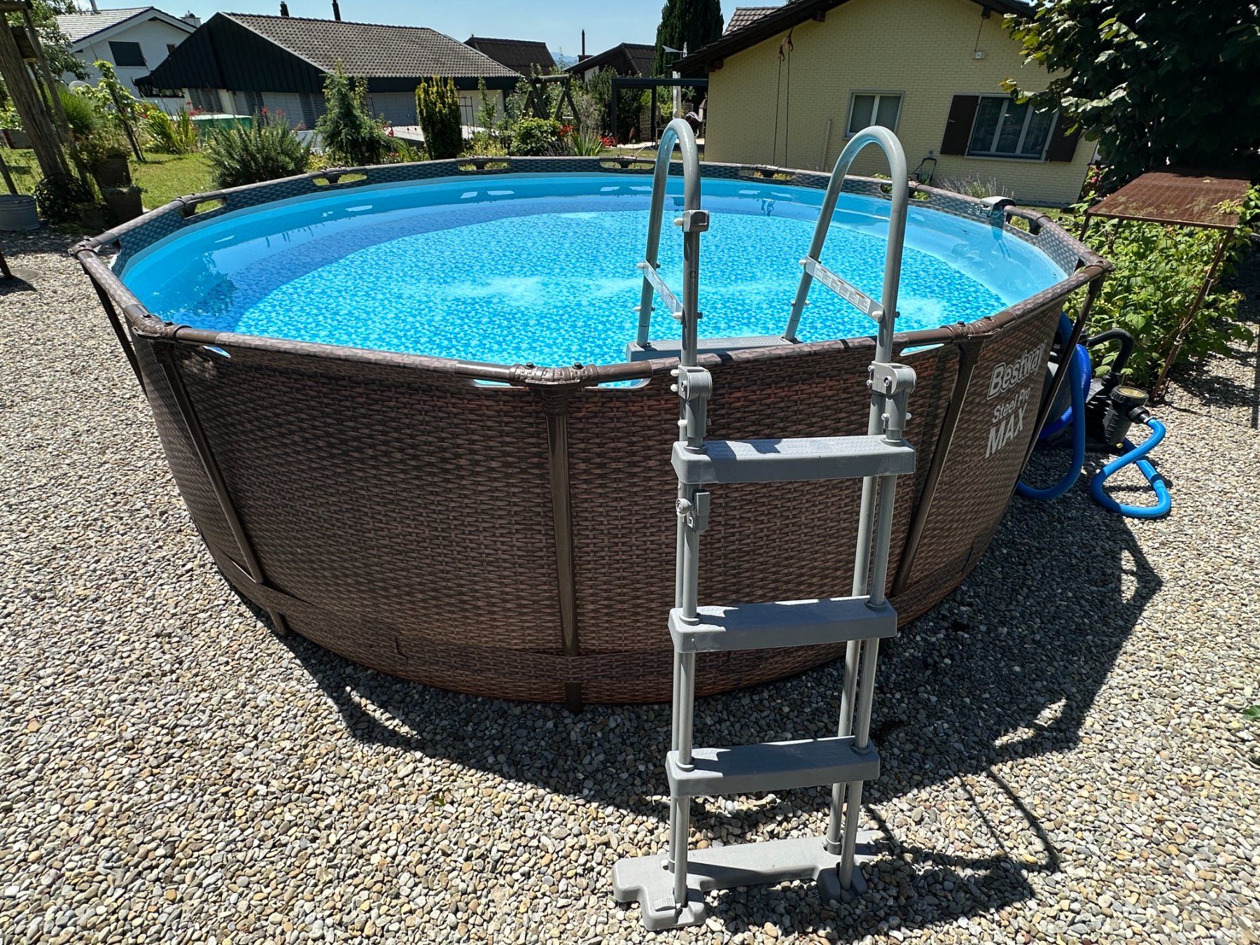Bestway Piscines: Bestway Pool Set Rattan Optik 366x100cm – D'occasion à Andwil SG par marigo 1