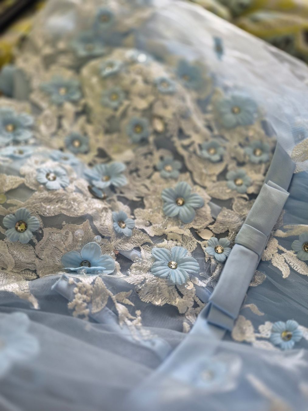 Kleider: Robe de mariée bleu ciel – Gebraucht aus Glovelier von palpate 5