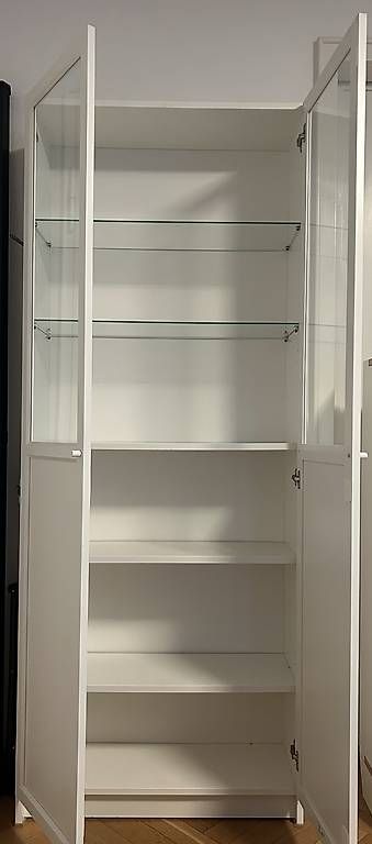 Vitrinen: Vitrinen Schrank von IKEA  – Gebraucht aus Zürich von ver_pr9v 1