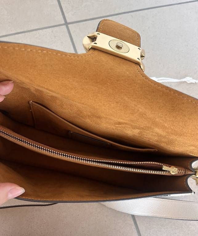 Borse da donna: Coach Tabby 26 Shoulder Bag weiss/beige – Usato da Schaffhausen venduto da Sm.sh 4