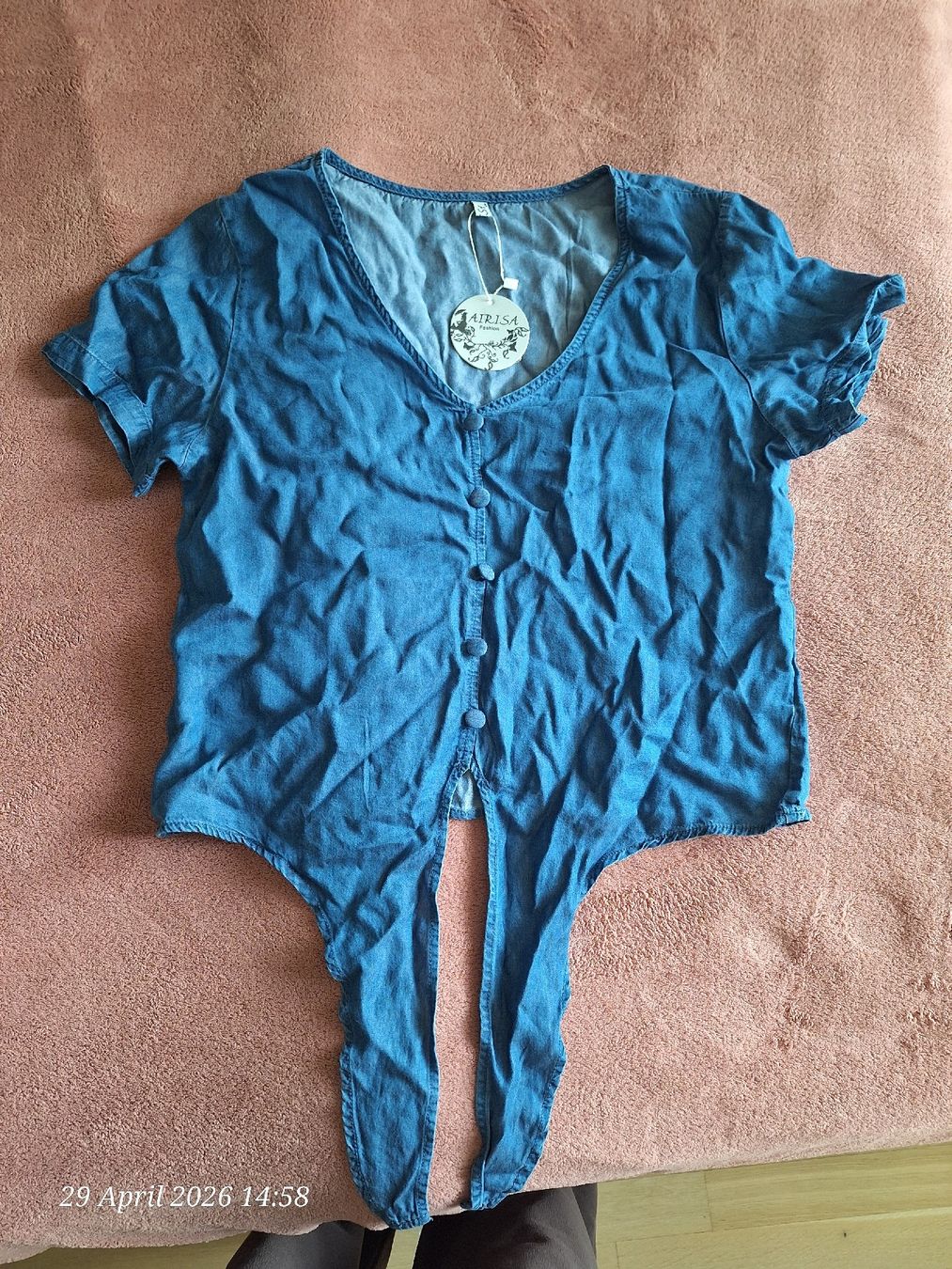Top: New Denim Look Tie-Front Top - Summer Essential! – Nuovo (secondo la descrizione) da Marin-Epagnier venduto da Natasa82 2
