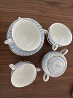 Porzellan Set blau weiss mit Goldrand