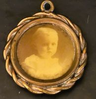 Anhänger für Foto uralt  Pendentif pour photo ancien