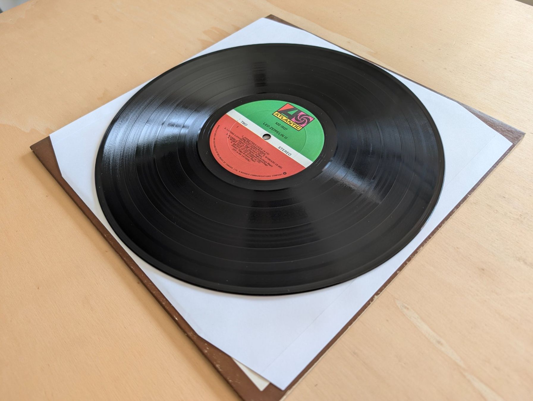 Dischi in vinile: Led Zeppelin – Led Zeppelin II  CA – Usato da Ebikon venduto da kisuM 7
