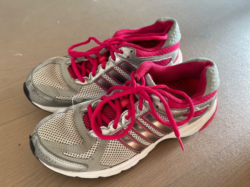 Adidas Laufschuhe adiPRENE grau pink Gr 37 1 3 Kaufen auf Ricardo