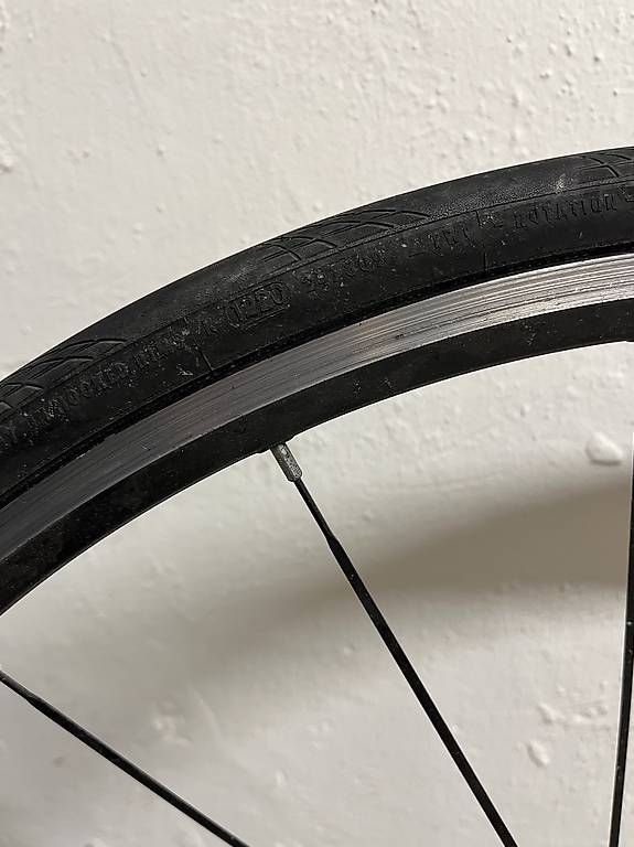 Mavic Pezzi di ricambio: Mavic Aksium Hinterrad – Usato da Zürich venduto da Lukas_____ 1