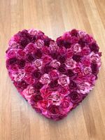 Romantische Herz-Dekoration aus Rosen, Top Zustand!