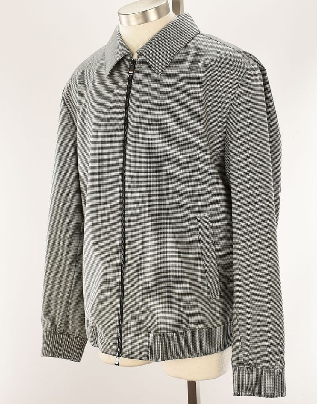 Hugo Boss Giacche: Hugo Boss, Grösse 48 – Usato da Etzelkofen venduto da madafaka_06