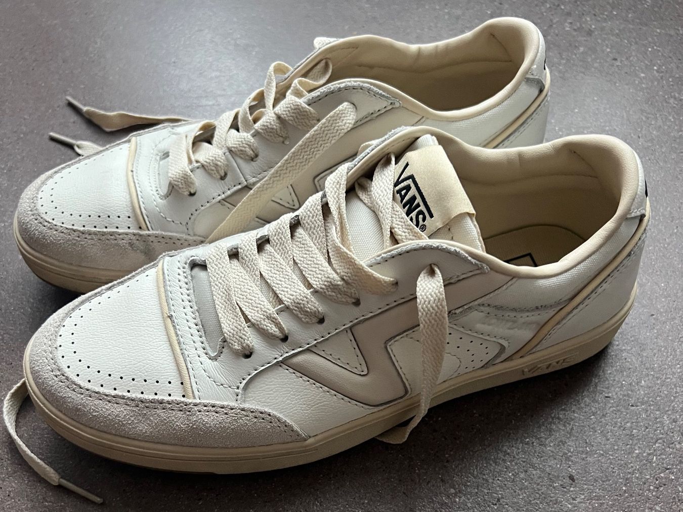 Vans Scarpe da uomo: Vans Lowland Cream/Beige – Usato da Frauenfeld venduto da sergeant_pepper