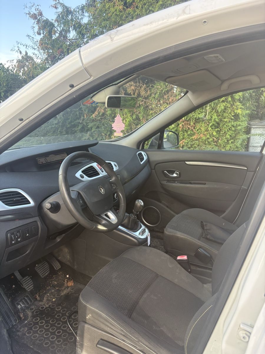 Renault Automobili: Renault Scenic 1.9 DCI – Difettoso da Gals venduto da aya_p7pd 7