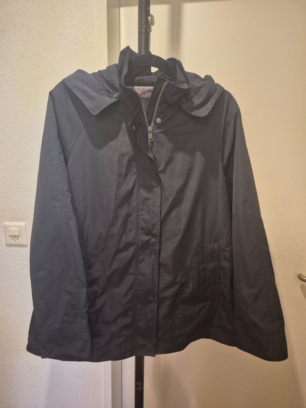 Fuchs Schmitt Giacche: Übergangsjacke von Fuchs Schmitt, Gr. 40 – Usato da Niederhasli venduto da mybluefish 1