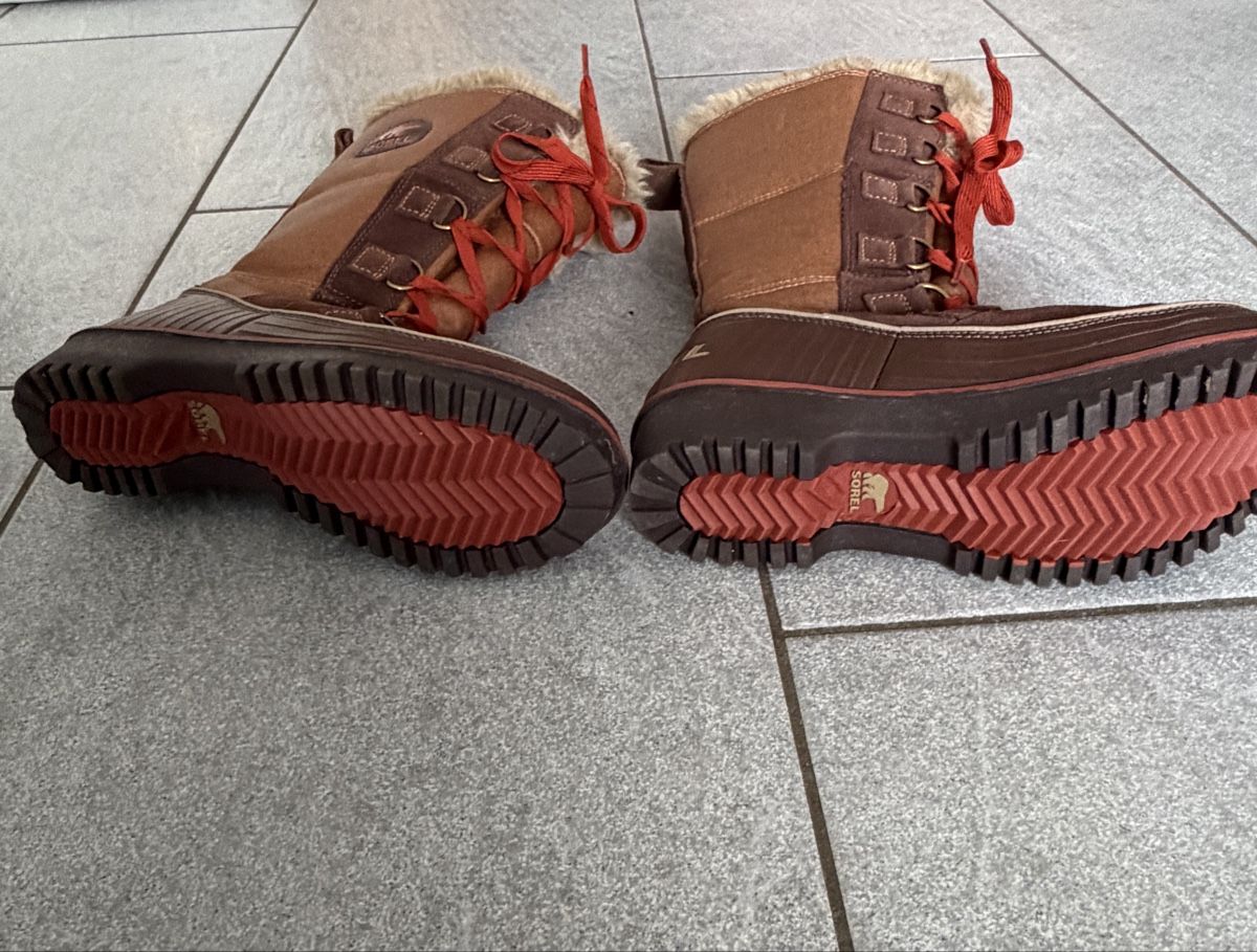 Sorel Chaussures femmes: Sorel Windetstiefel Gr. 36.5 – D'occasion à Gattikon par Mariani3 3