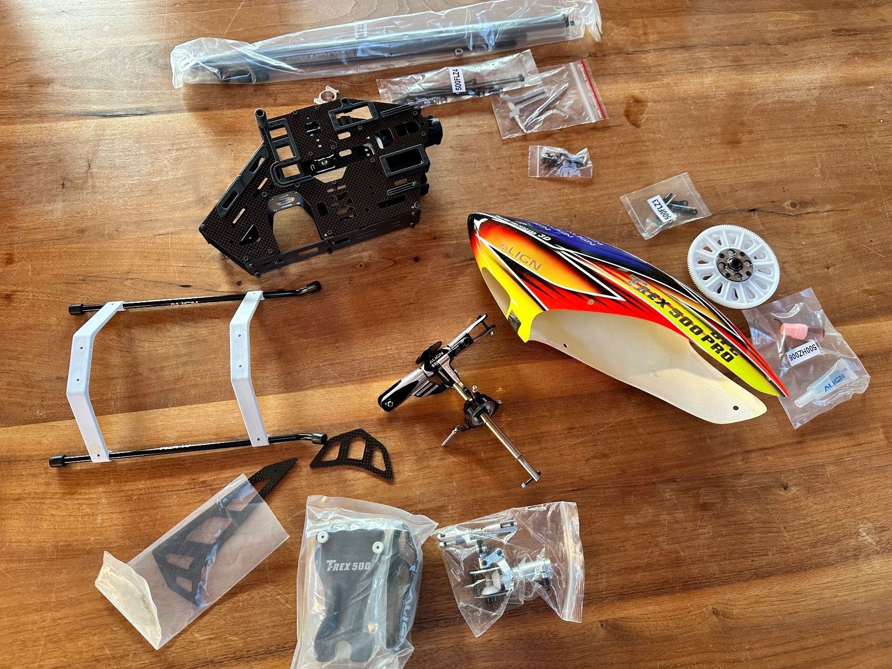 Align RC Modellbau: ALIGN T-REX 500 PRO DFC ERSATZTEILE – Gebraucht aus Müntschemier von